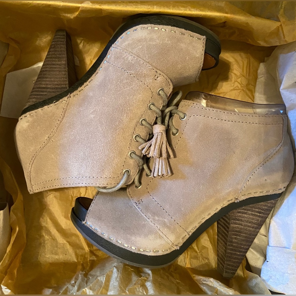 Lucky Brand Heeled Peep Toe Booties